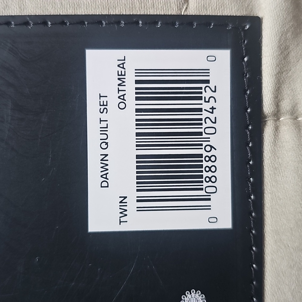 UGG Dawn Twin OATMEAL Quilt Set  100% Cotton. Great For College NEW Tw/Txl Bed - Picture 6 of 6